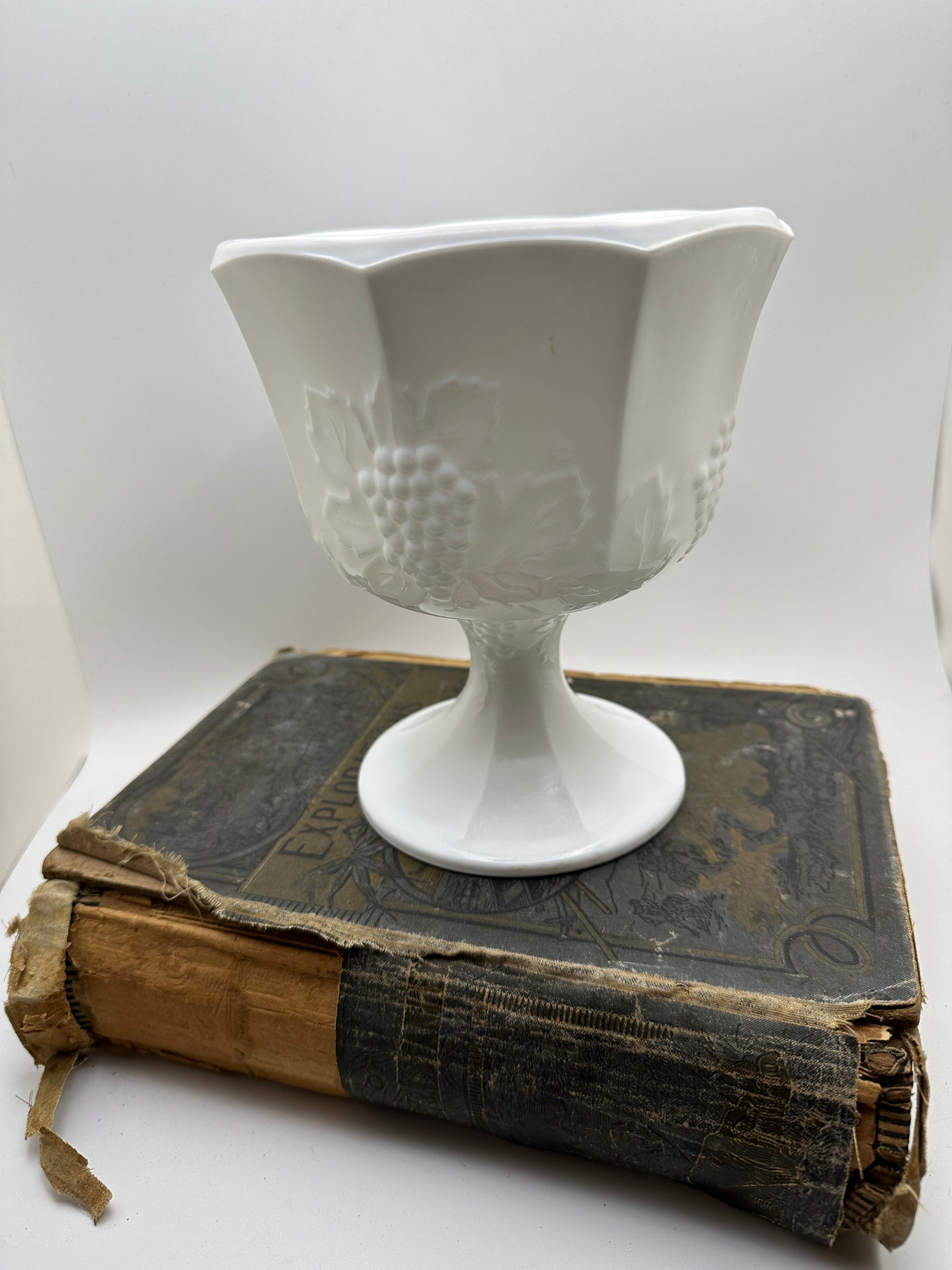 Vintage Indiana White Milk Glass Grapes Compote