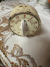 Rusty Mirro Matic Kitchen Timer