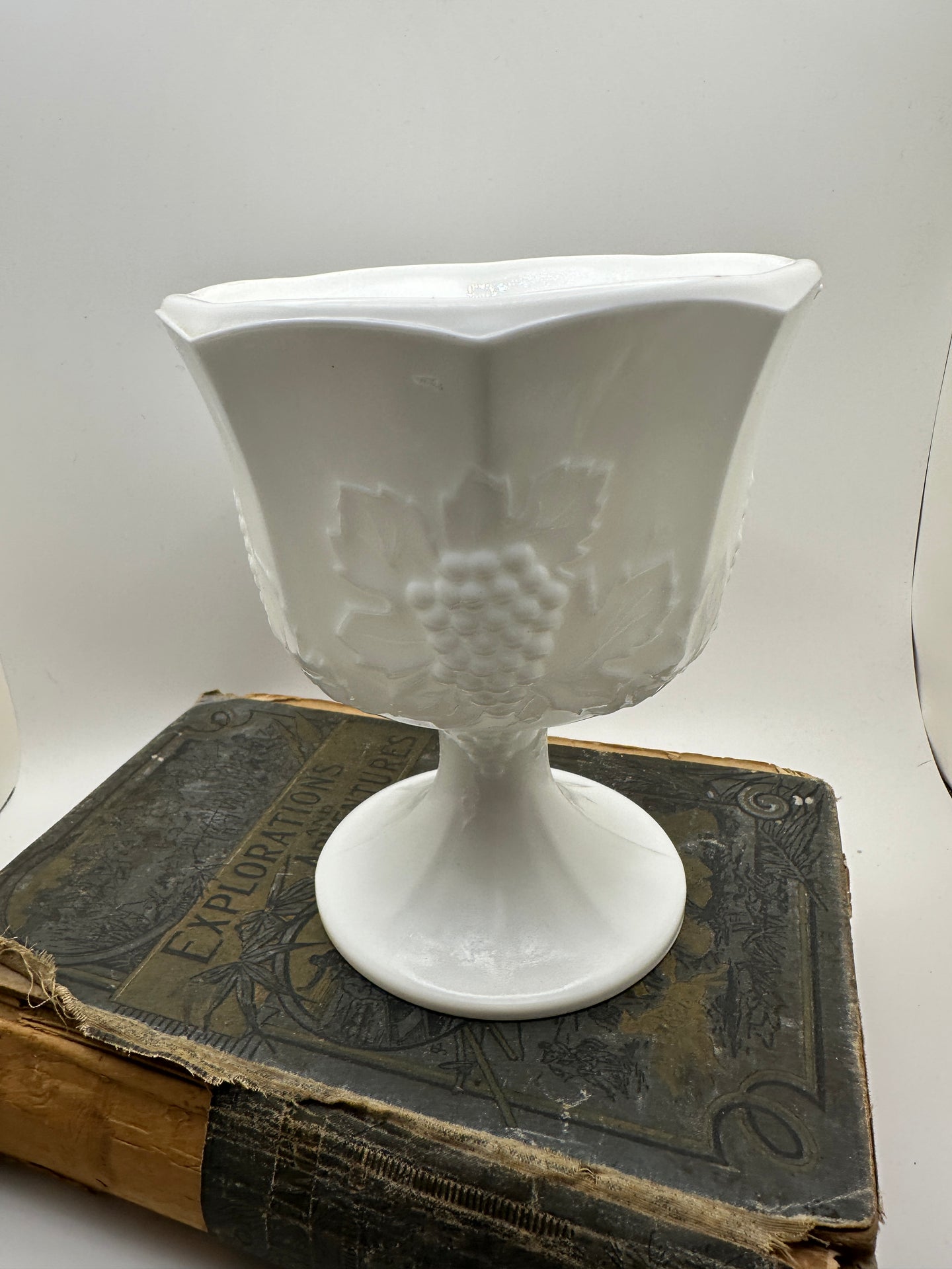 Vintage Indiana White Milk Glass Grapes Compote
