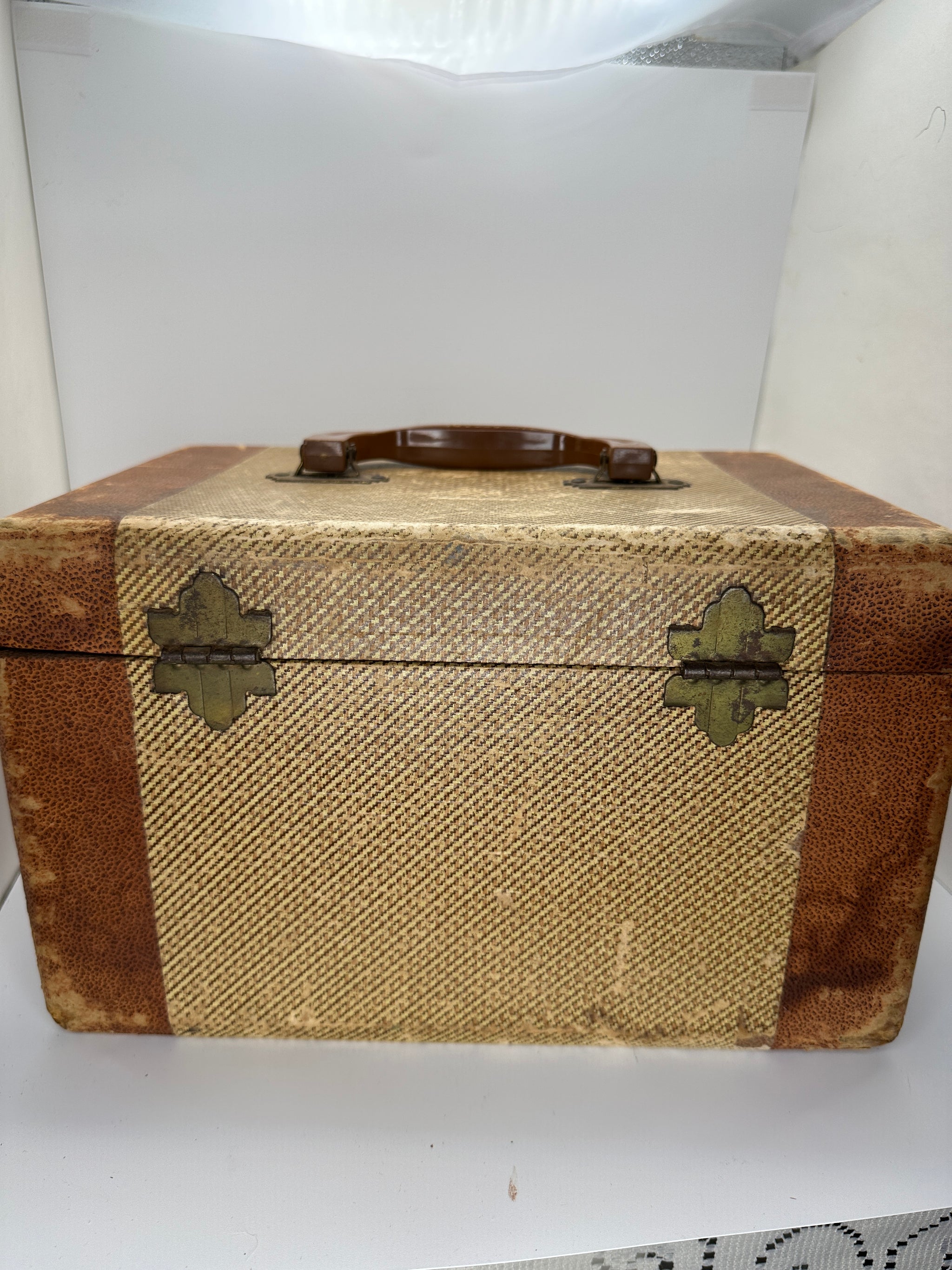 Vintage Train Case