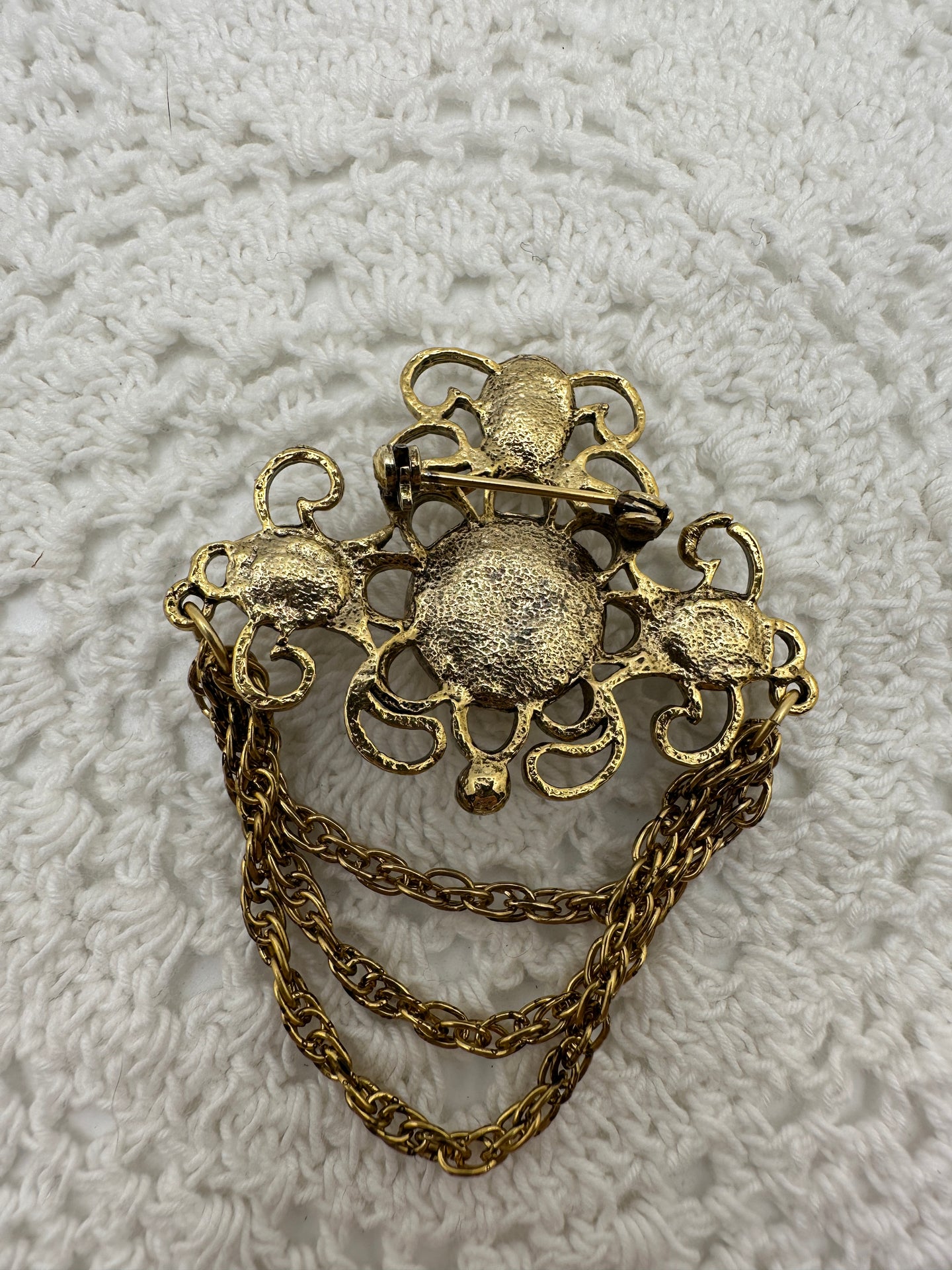 Vintage Victorian Style Gold and Pearl Costume Jewelry Pin