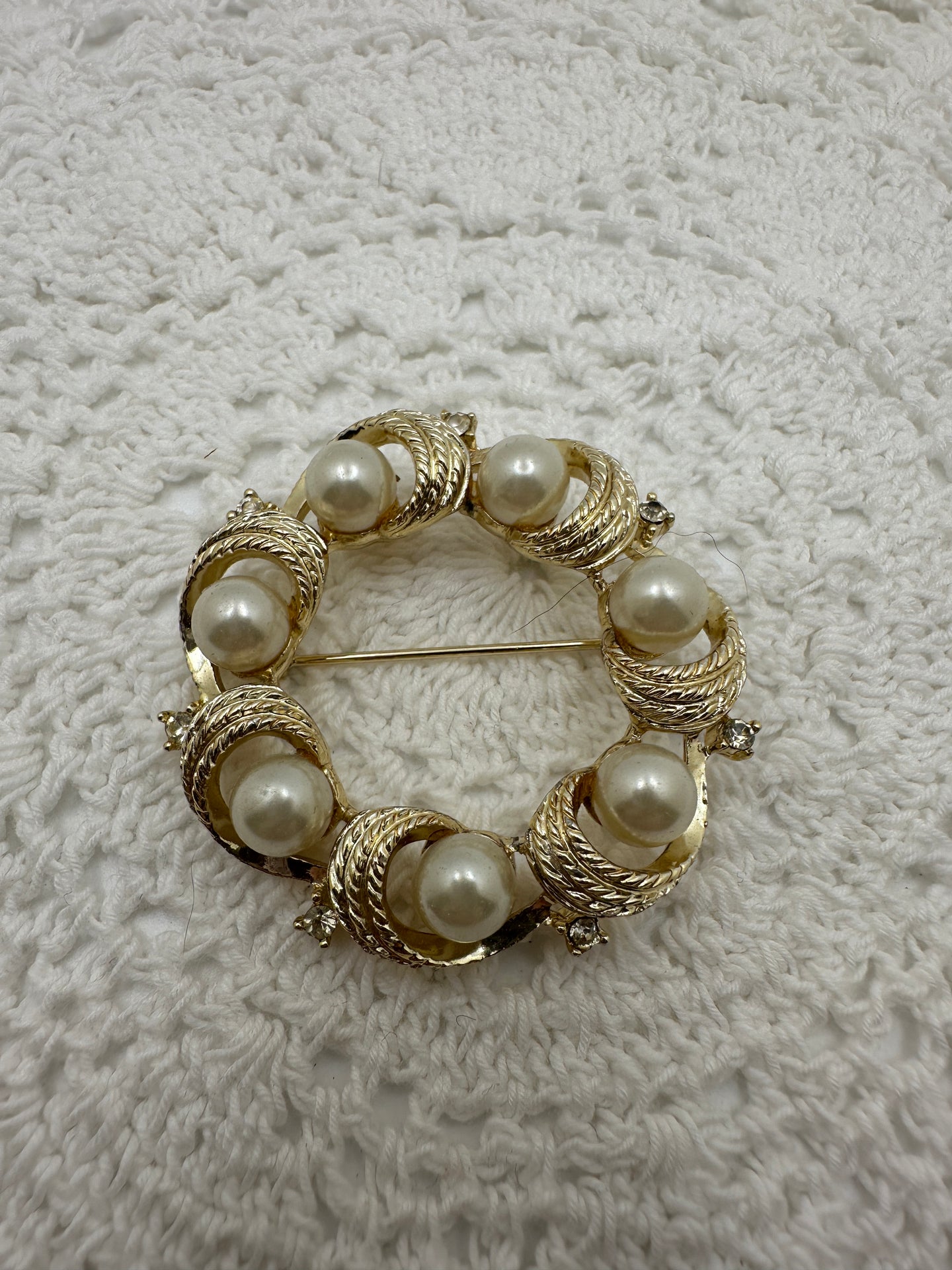 Vintage Gold tone Faux Pearl